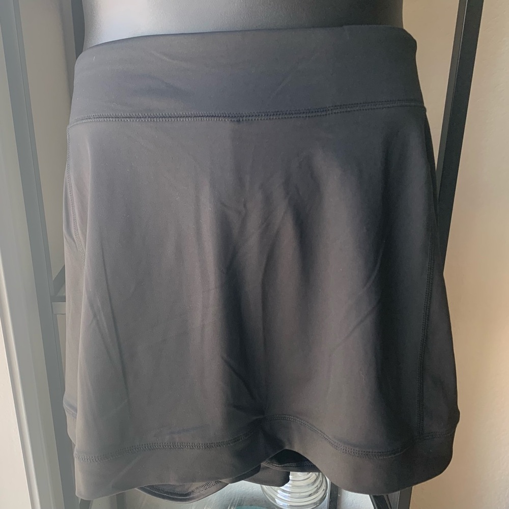 NWT Womens Black Tek Gear Mid Rise Skort Athletic Active Performance Tennis Golf